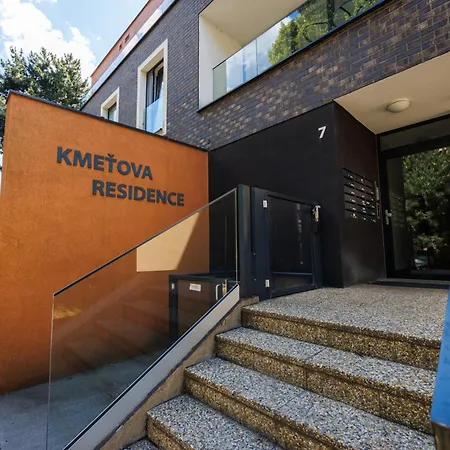 Lejlighed Kmetova - With Underground Parking In The Center Of *